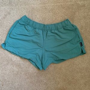 Patagonia barely baggies 2 1/2” shorts